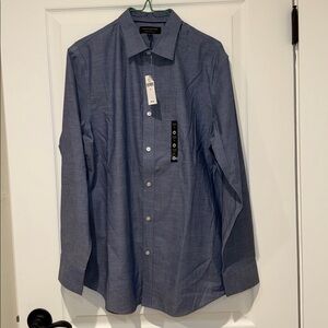 Banana republic dress shirt - Non iron classic fit M in medium blue